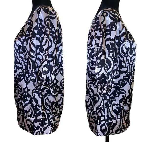 White House Black Market Cream and Black Pattern Top with Elbow Length Sleeves S - Picture 3 of 13